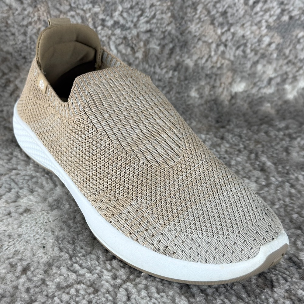 Tommy Bahamas Sz 9 Tan Knit Slip On Sneakers Comfort Athleisure RIGHT SHOE ONLY